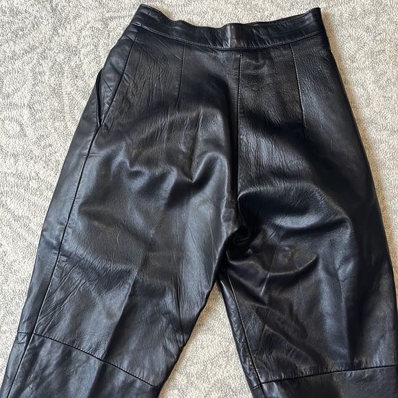 Woman's Vintage Leather Pants Danier Size 2 - Picture 6 of 10
